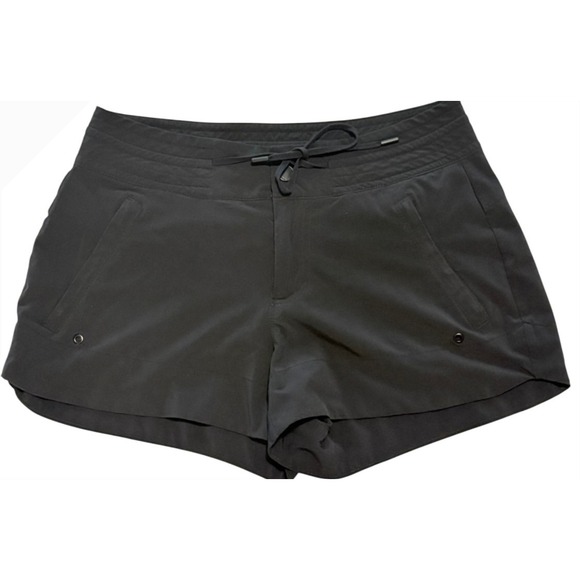 Athleta Pants - Athleta Trekkie North Shorts Black Hiking Travel Pockets 211376 Womens 2